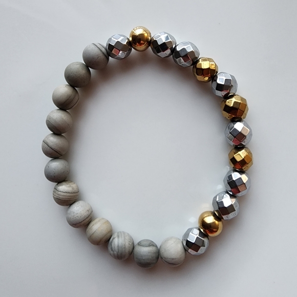 Elegant Silver and Gold Beaded Bracelet - Picture 1 of 5